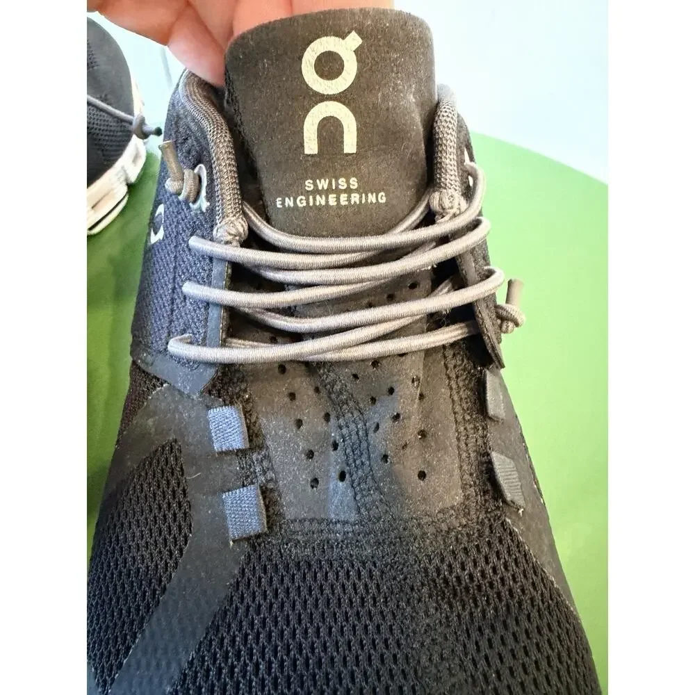 On Cloud 5 Womens 6.5 Black White Running Athletic Sneakers Lightweight Comfort
